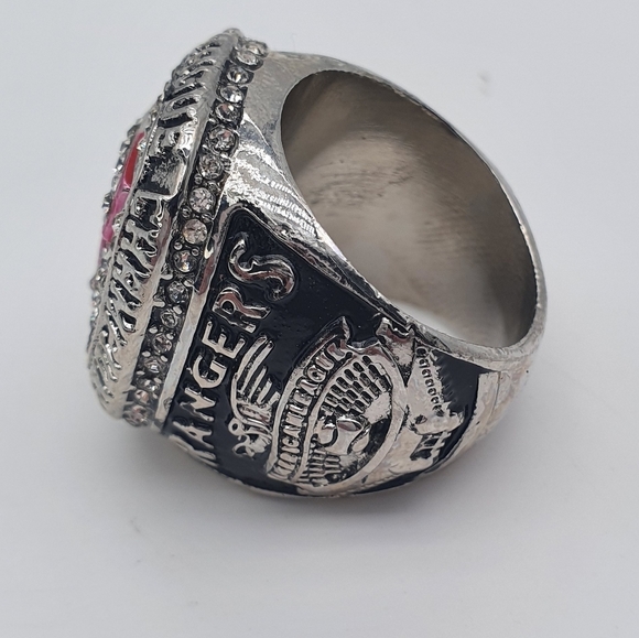 Texas Rangers Fan Edition 2011‎ Silver Ring - Picture 6 of 11